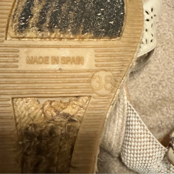 Maypol Textile Close Toe Ankle Strap Espadrille Wedge Sandals size 38 Cream - Picture 8 of 8
